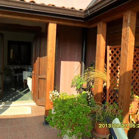 B&B Home Holiday Villa Delle Acacie Agriturismo * Sala Consilina